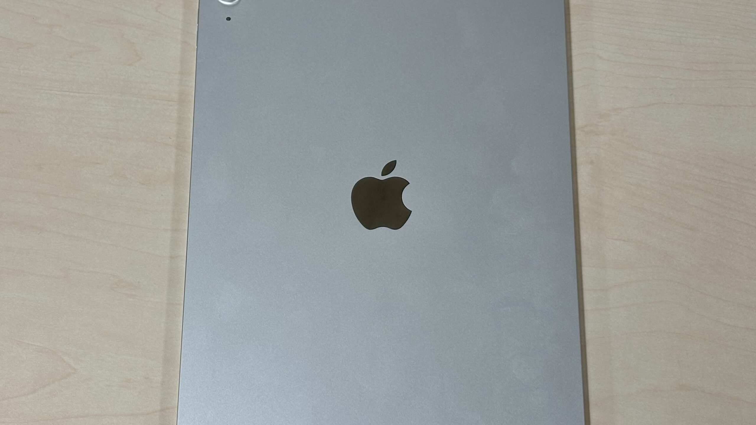 シルバー iPad 本体 大画面 11インチiPad Pro Wi‑Fiモデル 2TB（Nano